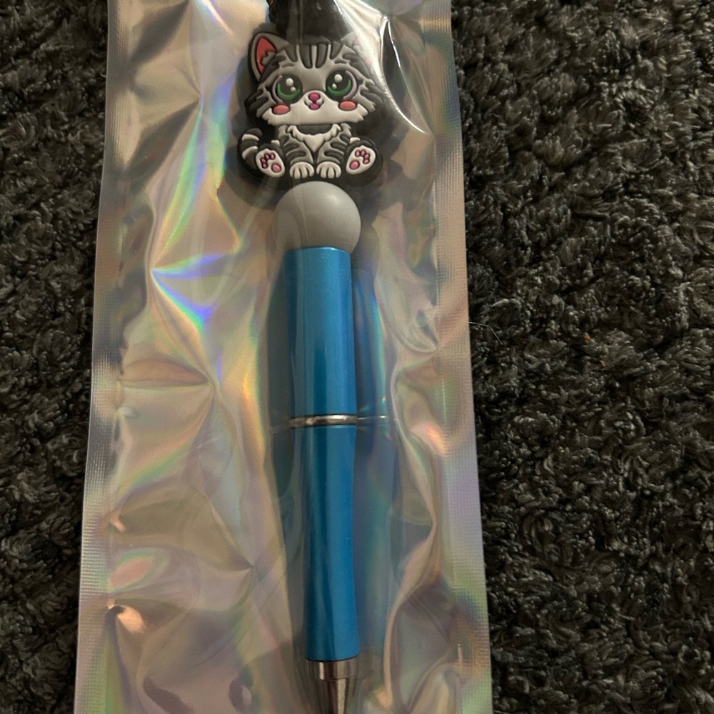 Hand Crafted Blue Cat Top Pen